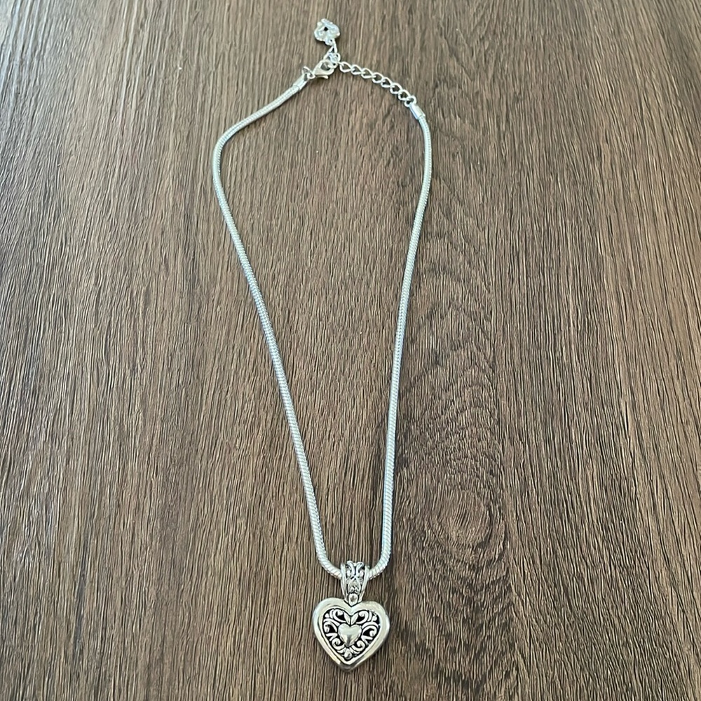 Silver Brighton Heart Women necklace NWOT